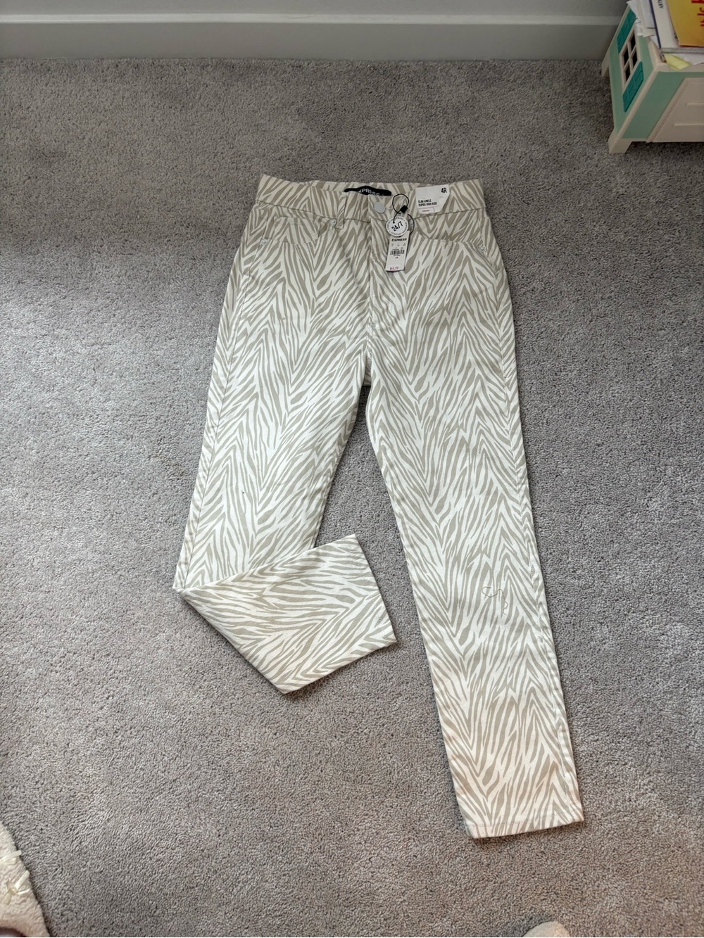 Express Womens Zebra-Print Chinos — Cream & Beige